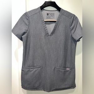 FIGS Technical Collection Scrubs Set in color Graphite (top XS, joggers XS/P)